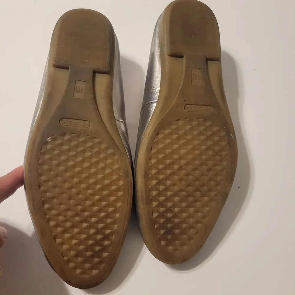 AEROSOLES Silver Woven Flats - Picture 11 of 11